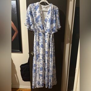 Studio One White and Blue Floral Maxi Dress